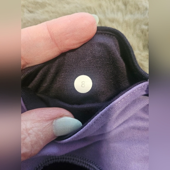 Lululemon Yeah Yoga Leggings, Size 8 - Picture 6 of 9